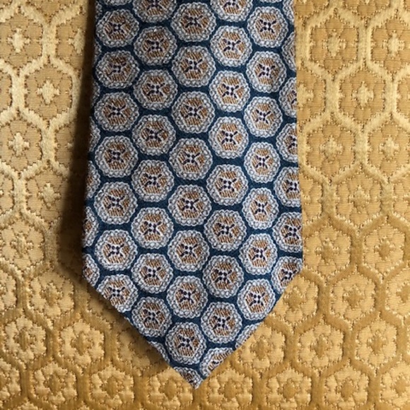 Burberrys Men's Vintage 100% Silk Tie - Picture 3 of 7